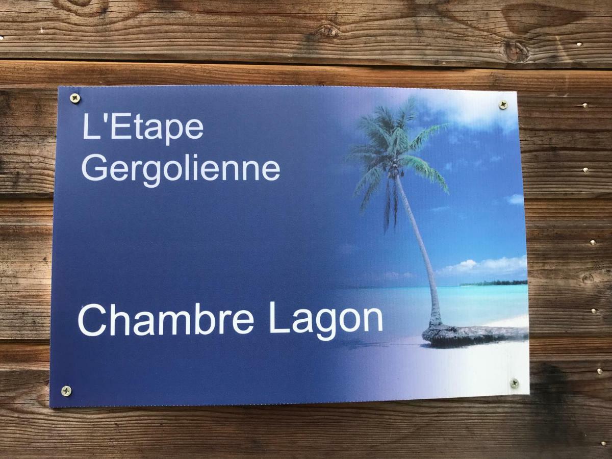 Le Lagon Jargeau Екстер'єр фото